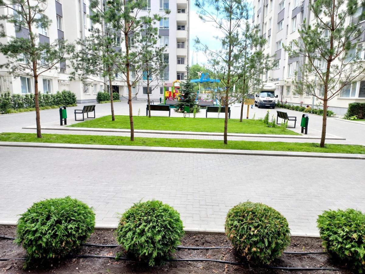 Apartament Dragut In Centrul Orasului! คีชีเนา ภายนอก รูปภาพ
